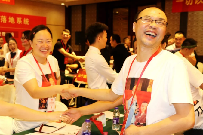 70期狼王：老板不懂識(shí)人，就無(wú)法管理好團(tuán)隊(duì)!!